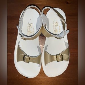 Salt-Water Sun-San Surfer Gold Sandals size 1
